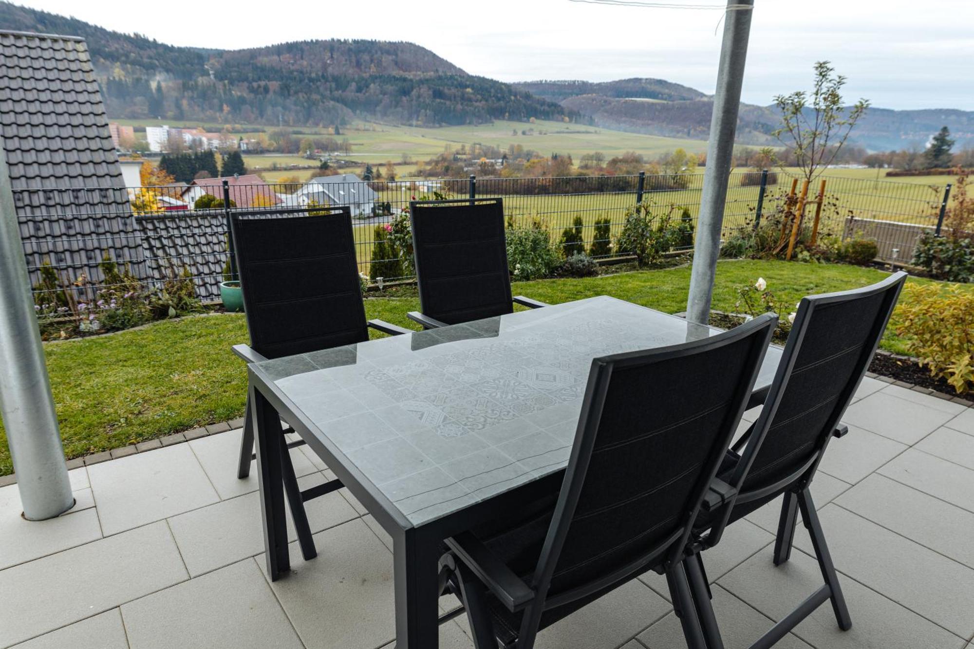 Apartmán Atemberaubender Ausblick Mit Premium-Wanderwegen Vor Der Haustuer Albstadt Exteriér fotografie